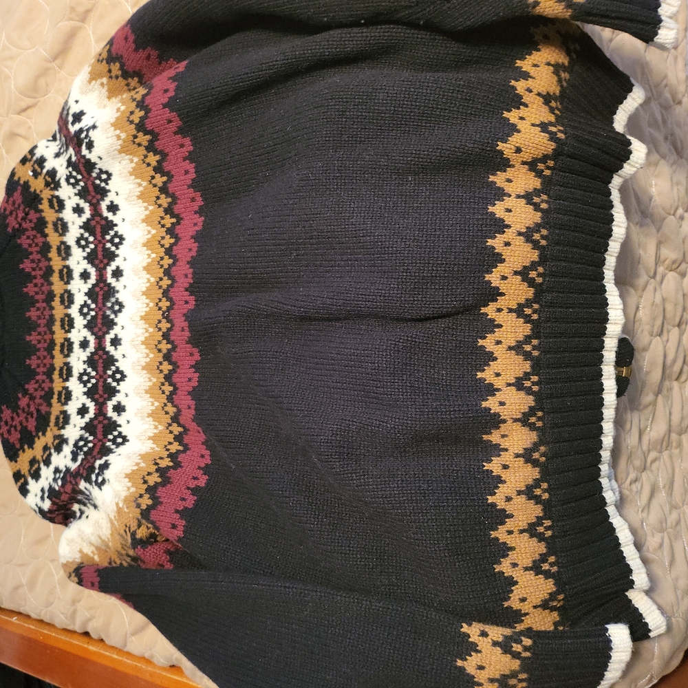 Sweater - Picture 4 of 4